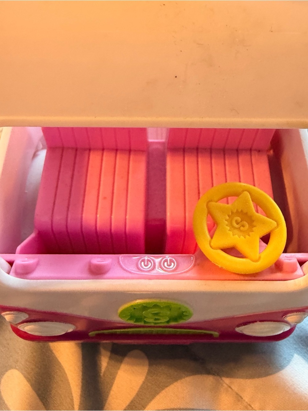 Shopkins Ice Cream Truck Playset — Pink, Yellow & White - Picture 7 of 7